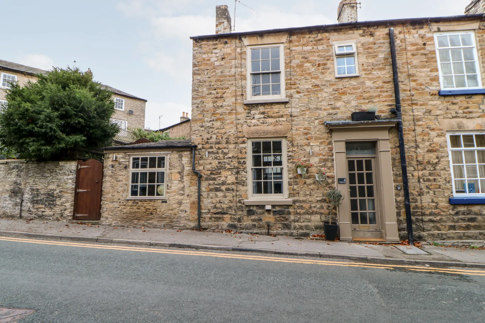 Property image 2 for SC1038663