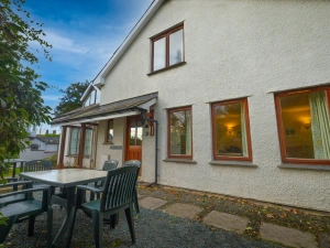 Holly Cottage