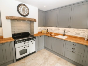 Property image 8 for SC1058980
