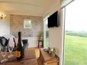 Property image 5 for SC1065300