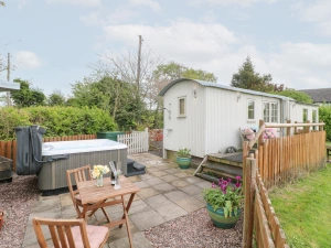 Shepherds Hut
