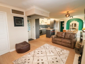 Property image 6 for SC1065656