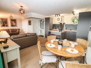 Property image 7 for SC1065656