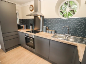 Property image 9 for SC1065656