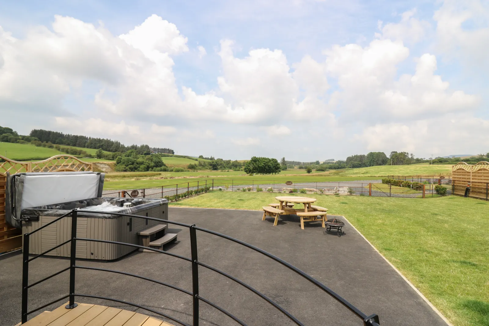 Property image 2 for SC1070838