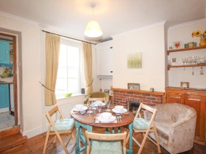 Poppy Cottage