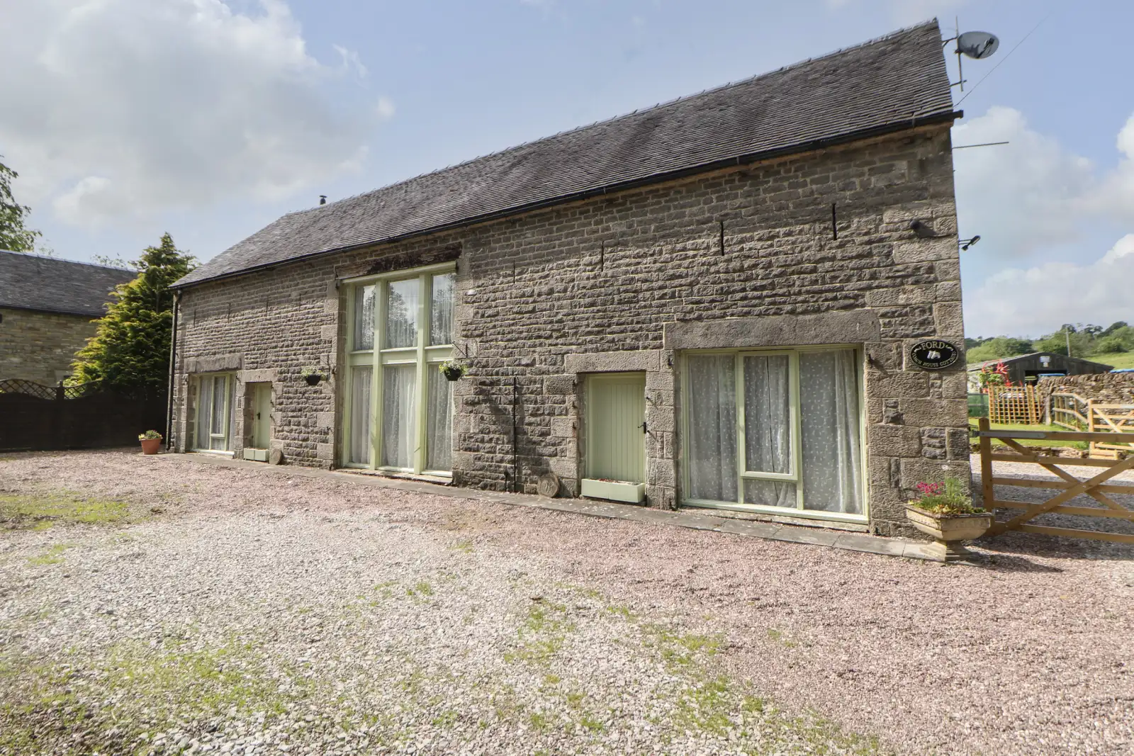 Property image 2 for SC1073636