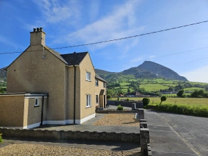 Mor a Mynydd