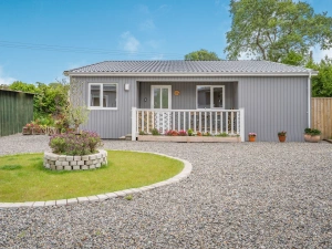Caldey Lodge (Bier Wood Lodges)