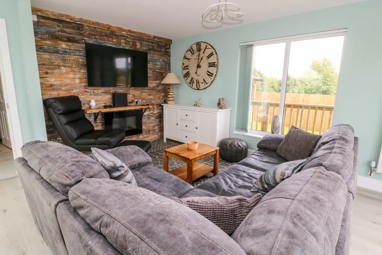 Property image 4 for SC1075884