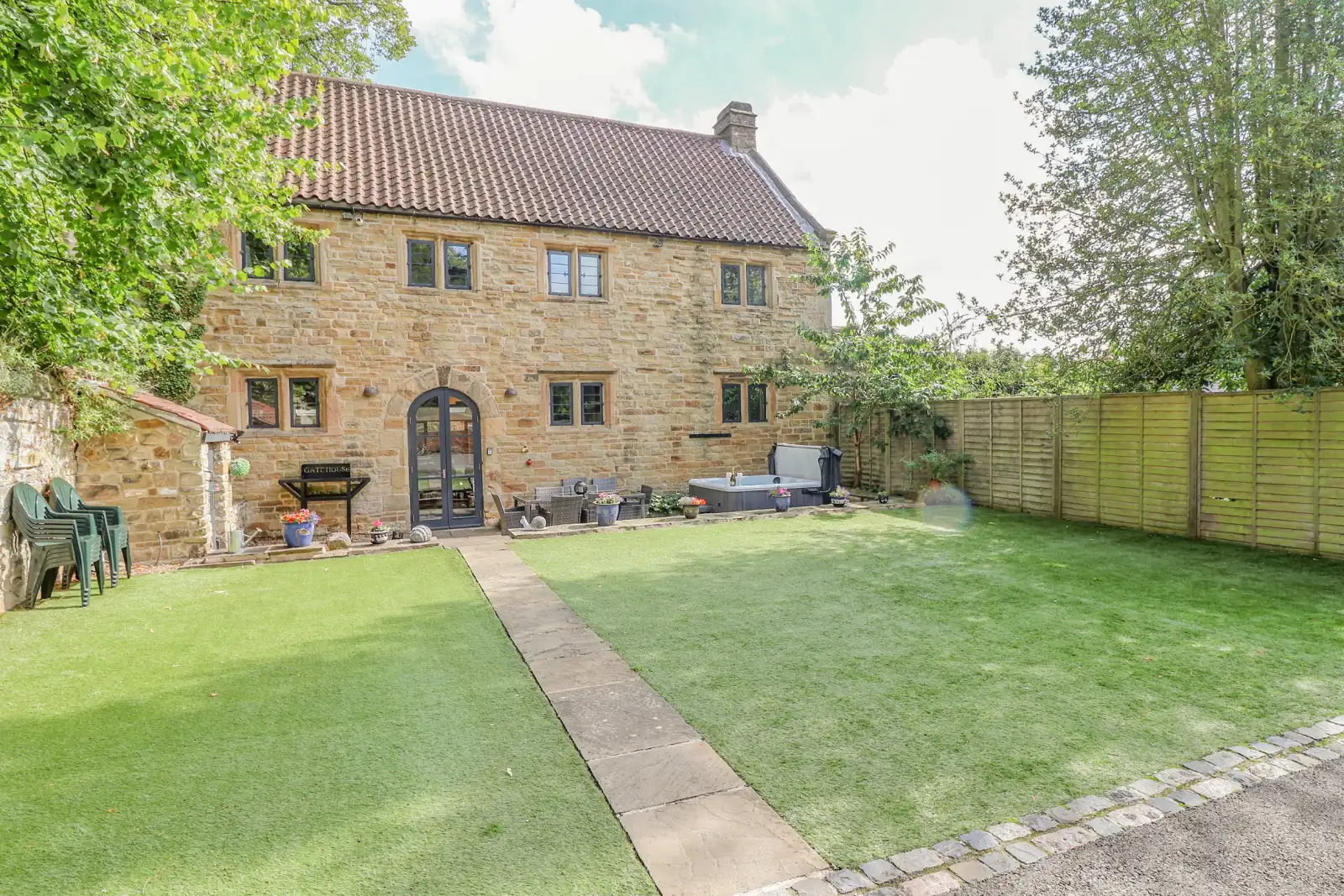 Property image 1 for SC1080853