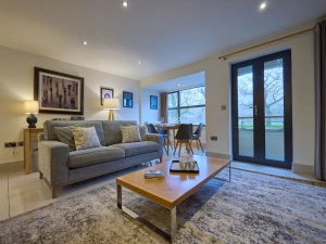 Property image 3 for SC1085510