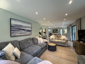 Property image 3 for SC1101036