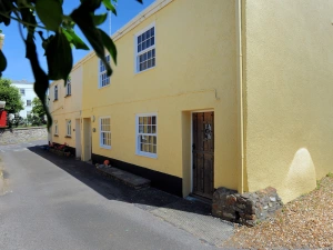 4/5 Georges Square