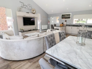 Property image 8 for SC1112180