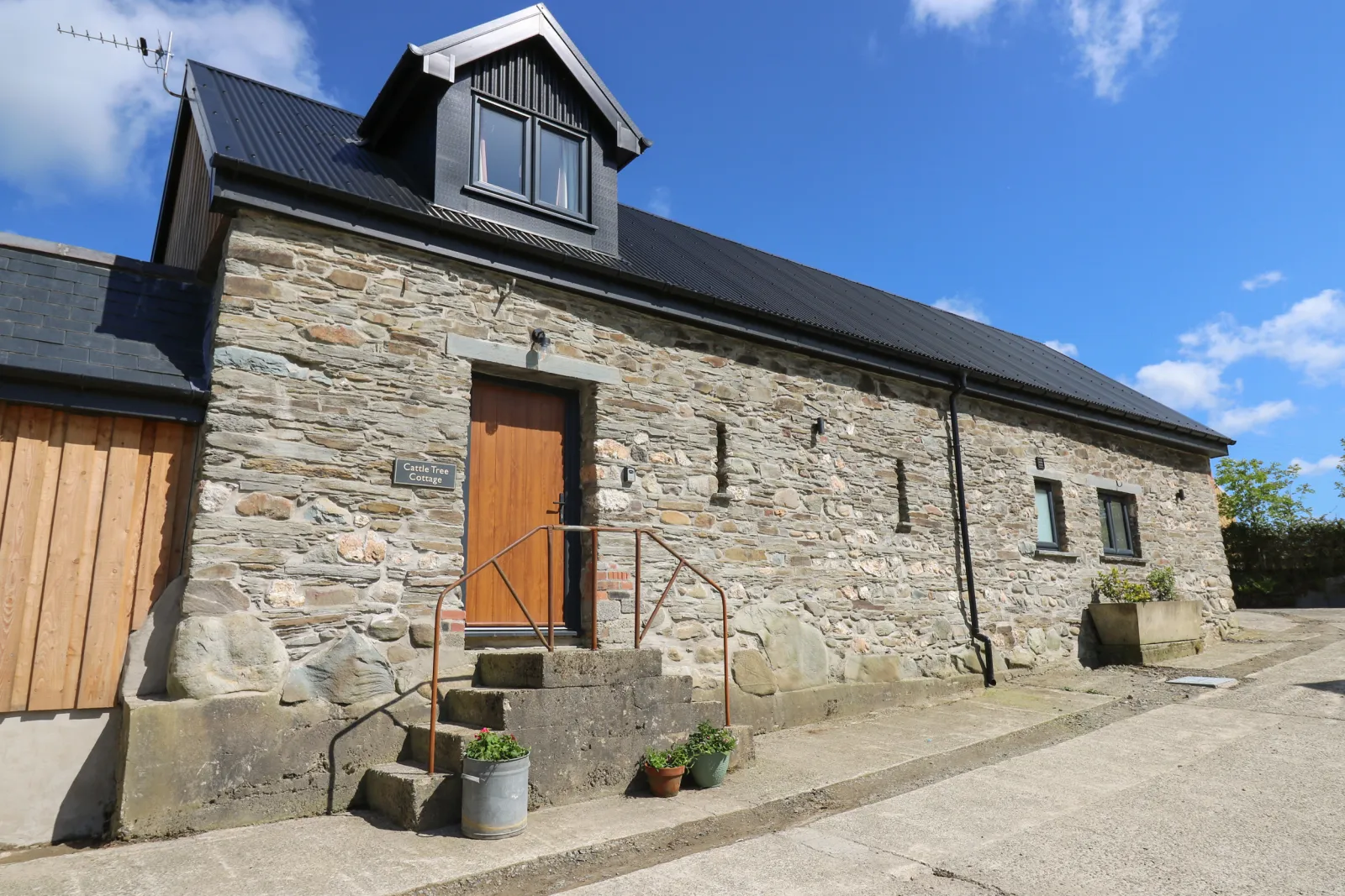Property image 1 for SC1115160