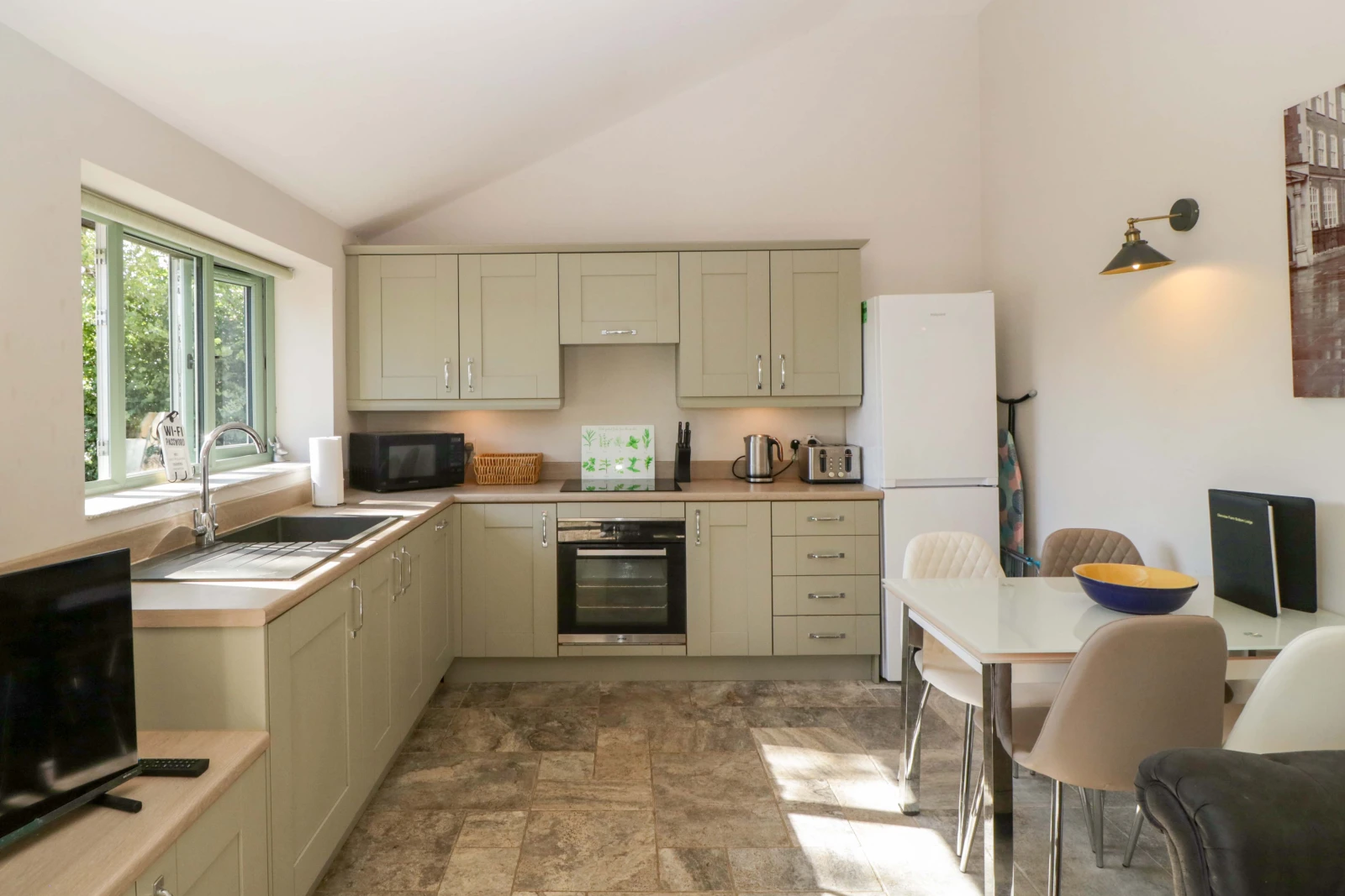 Property image 5 for SC1117998