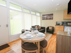 Property image 3 for SC1120530