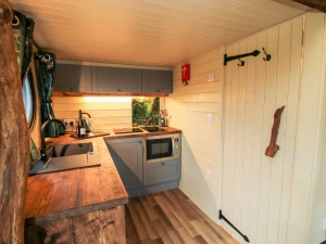 Property image 9 for SC1125506