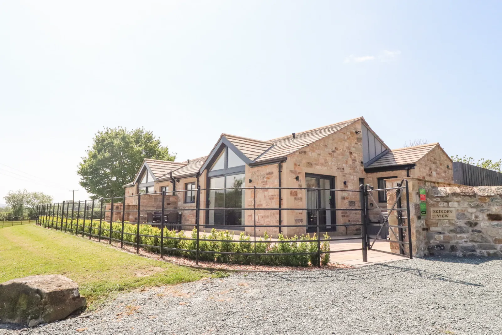 Property image 2 for SC1125906