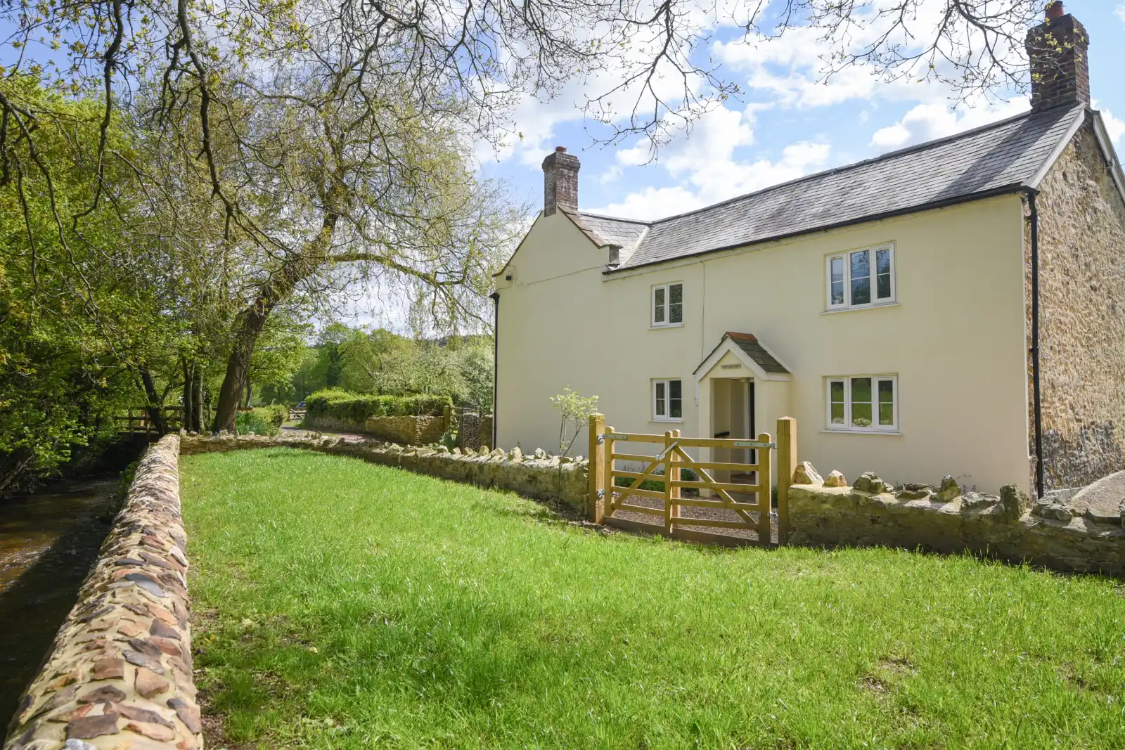 Property image 1 for SC1133595