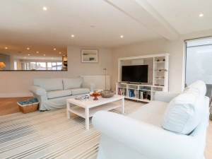 Property image 3 for SC1135930