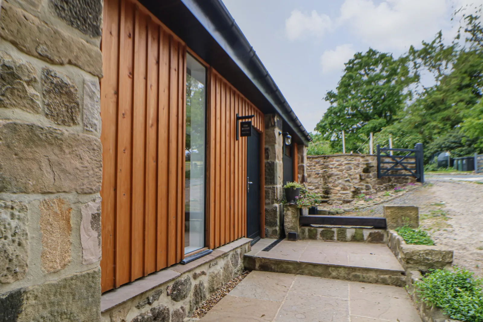 Property image 2 for SC1135986