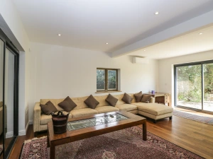 Property image 8 for SC1138580
