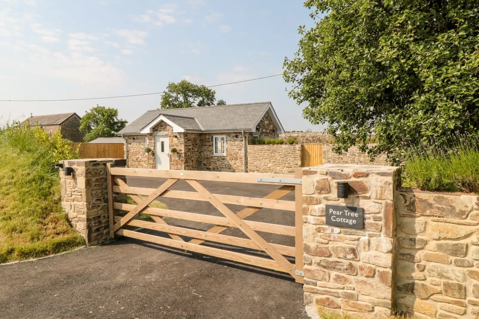 Property image 2 for SC1153044