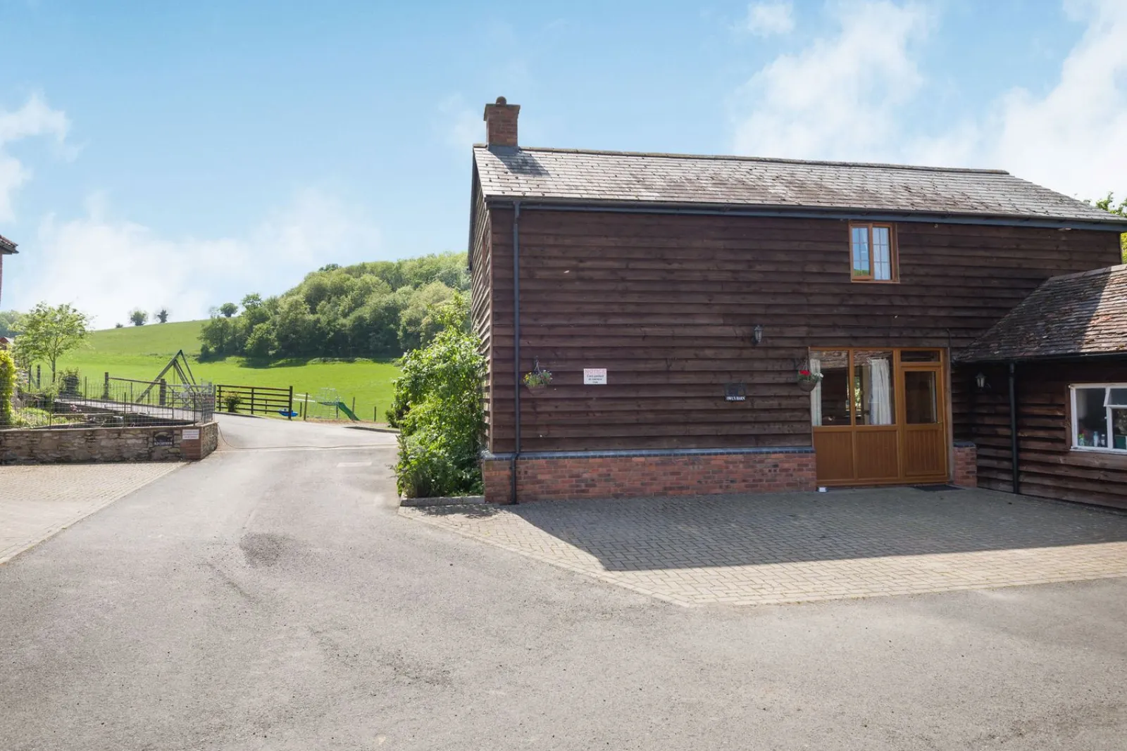 Property image 2 for SC1153935