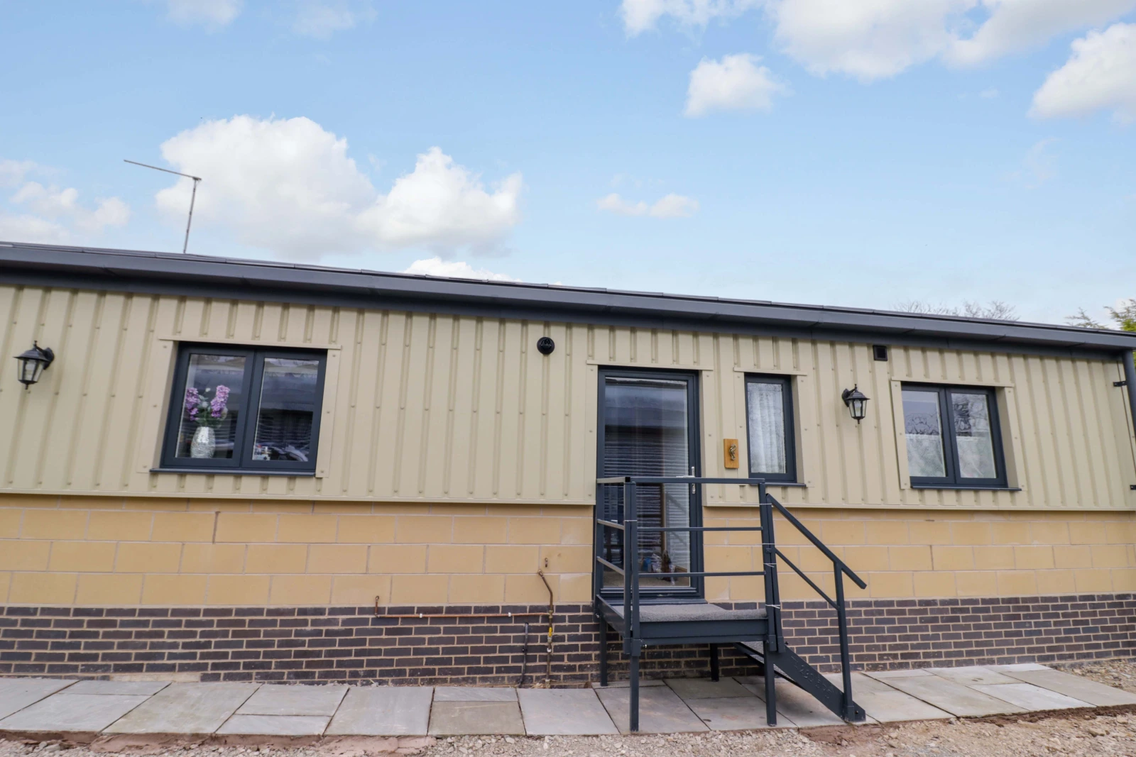 Property image 2 for SC1154301