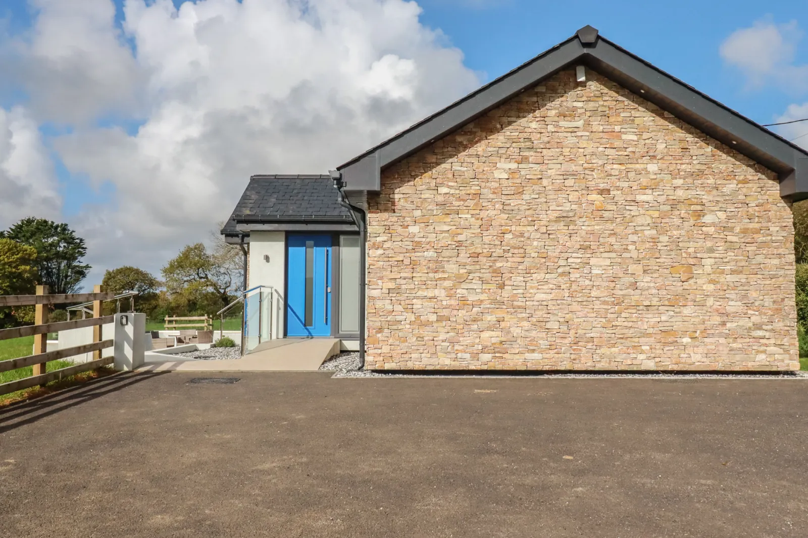 Property image 2 for SC1156737
