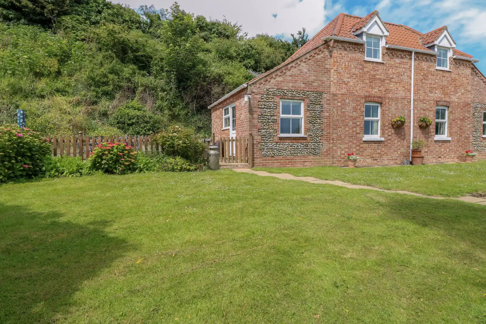 Property image 2 for SC1157369