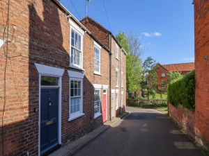 Middle Cottage
