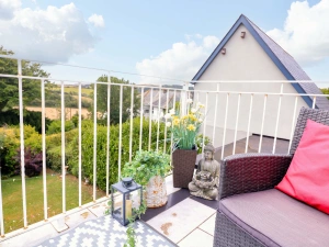 3 Chantry Hill