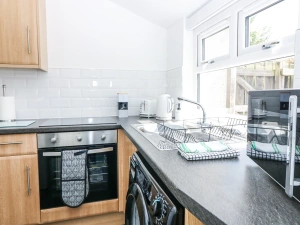 Sea Breeze St Combs