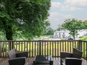 Valley Lodge 2