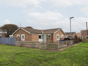 51 Longstone Park