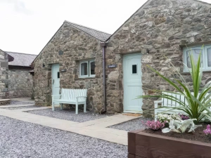 Black Bird Cottage