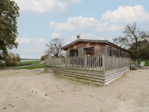 Oak Lodge