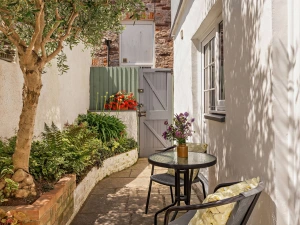 Ivy Cottage
