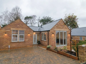 Oakwood Mews