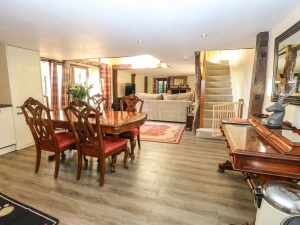Property image 5 for SC26593
