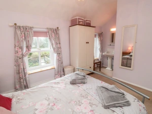 Property image 9 for SC27834