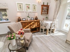 Property image 4 for SC2832