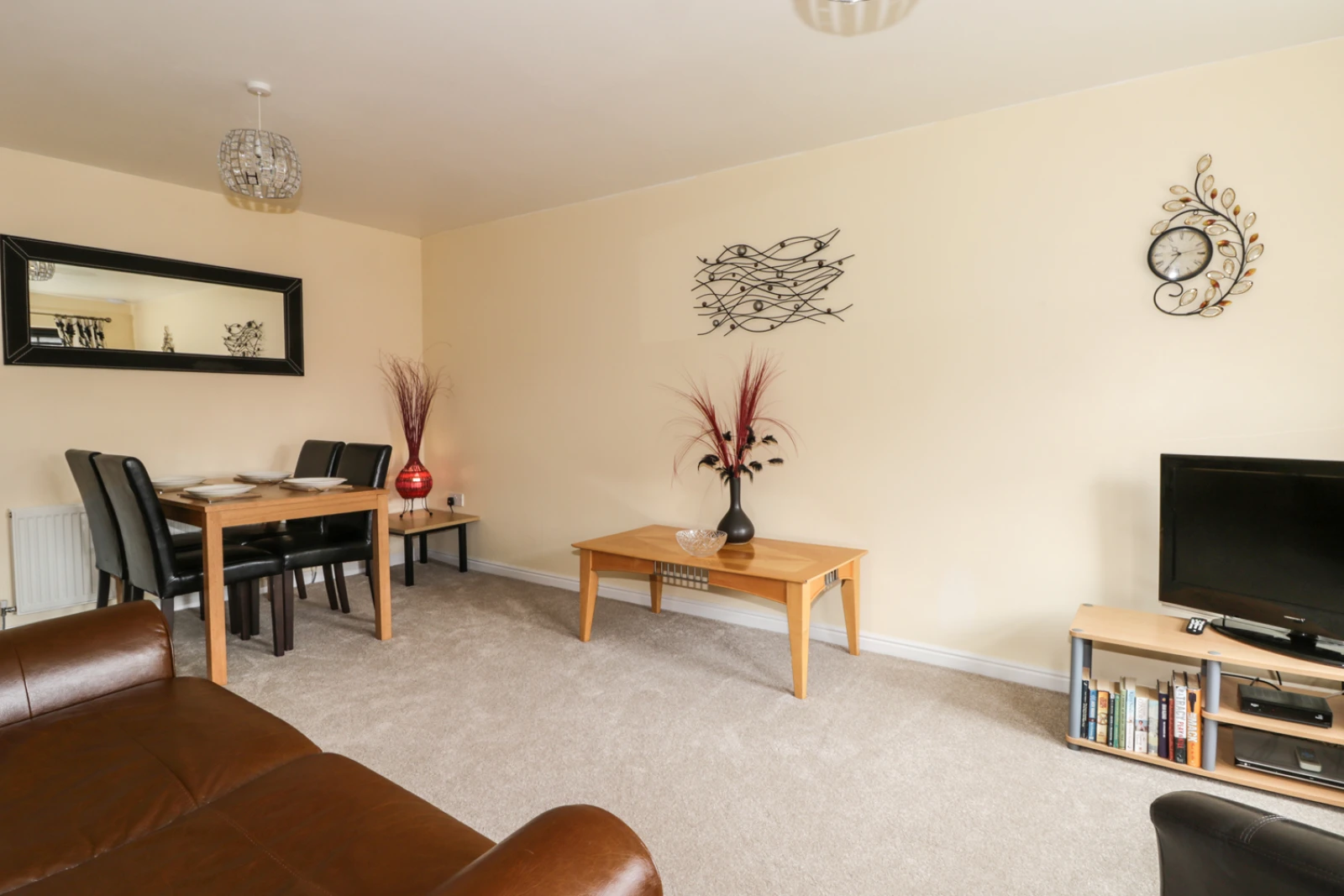 Property image 3 for SC2835