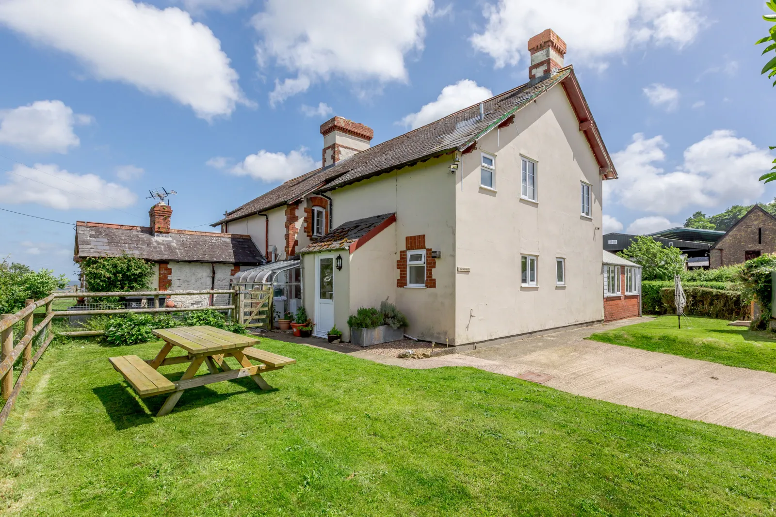 Property image 1 for SC2896