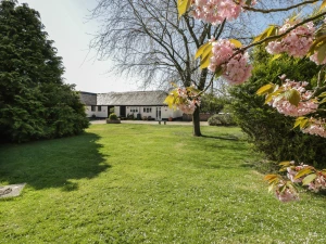 Corner Cottage