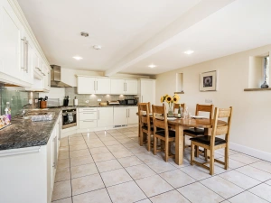 Property image 8 for SC913007