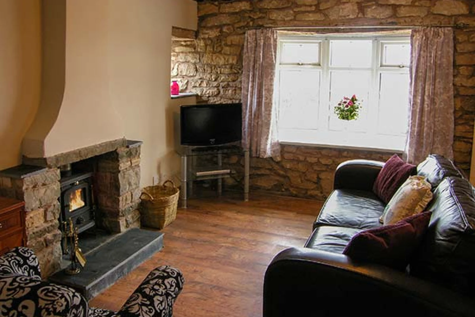 Property image 2 for SC915354